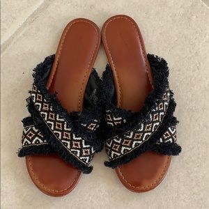 Sandles